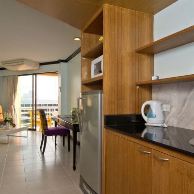 Bella Villa Metro Pattaya ภายนอก รูปภาพ